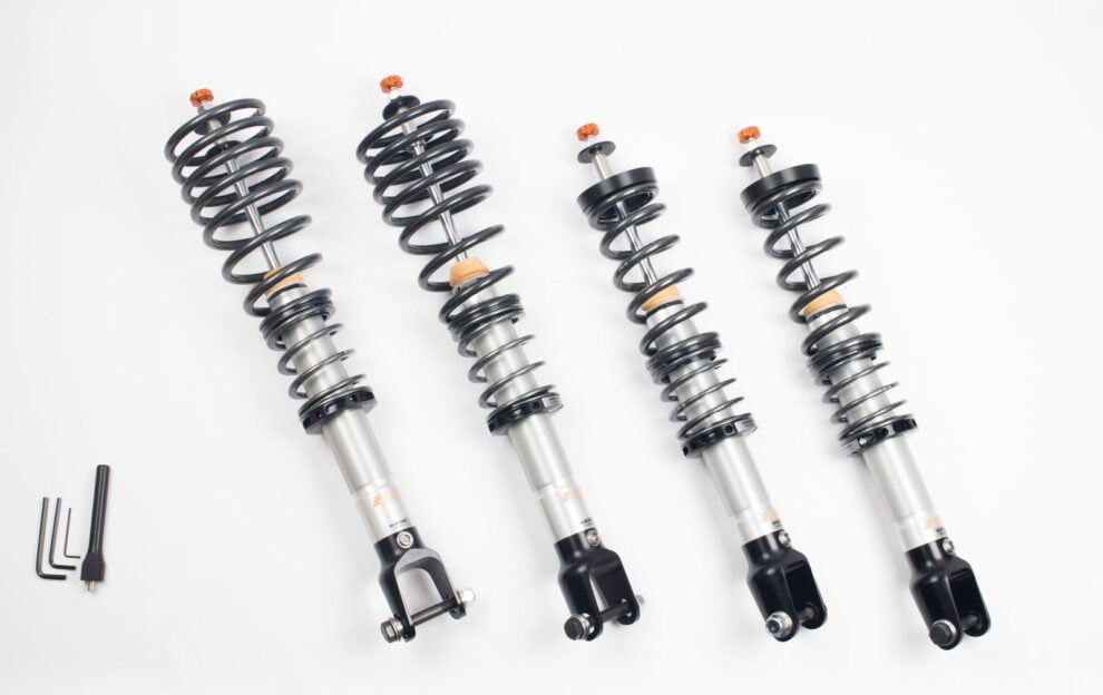 AST 5100 Street non-inverted kit with four coilovers and grey springs