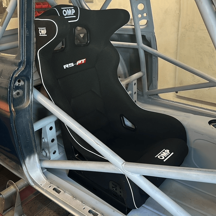 OMP RS-PT2 Seats Fitted in a Ford Anglia